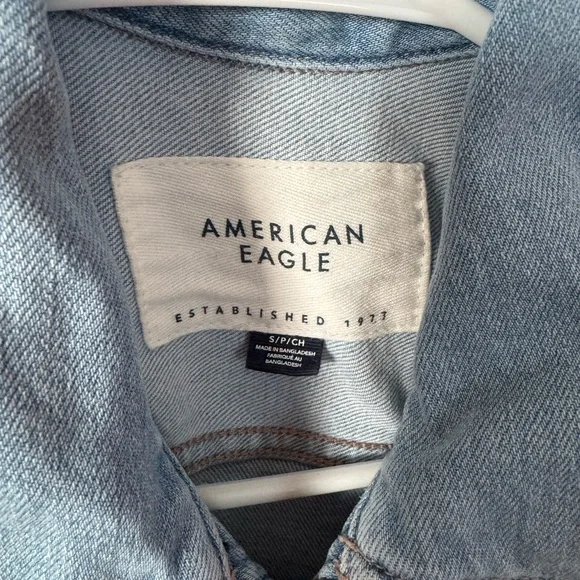 American Eagle Blue Denim Vest - Picture 2 of 3